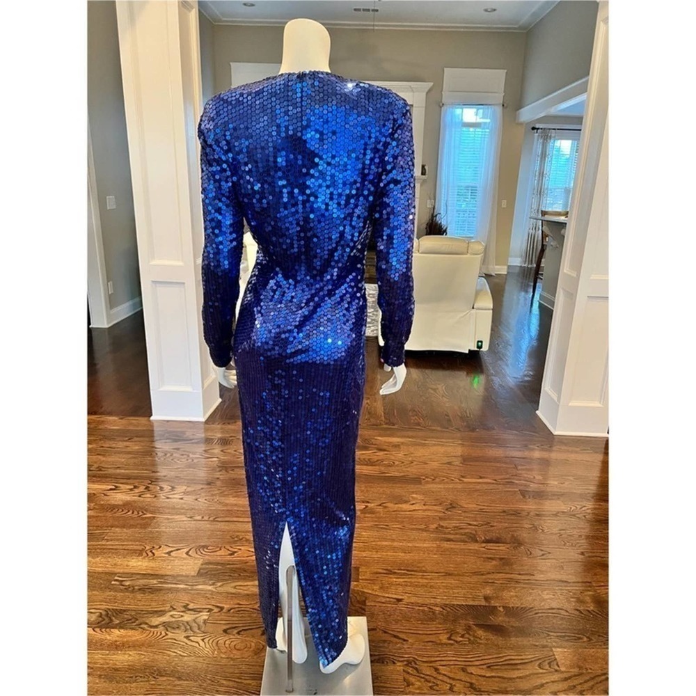 Oleg Cassini,Beautiful Shimmery Royal Blue Sequin, long sleeve Vintage Gown 10 - Picture 5 of 15